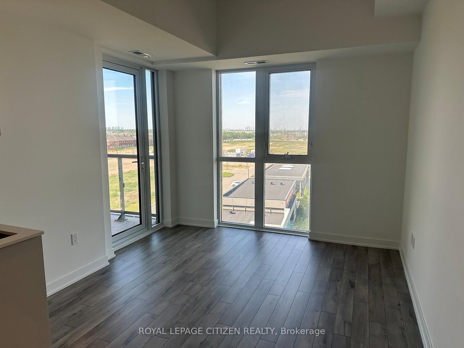 1005 Dundas Street E • #719 • Oakville, ON photo 17