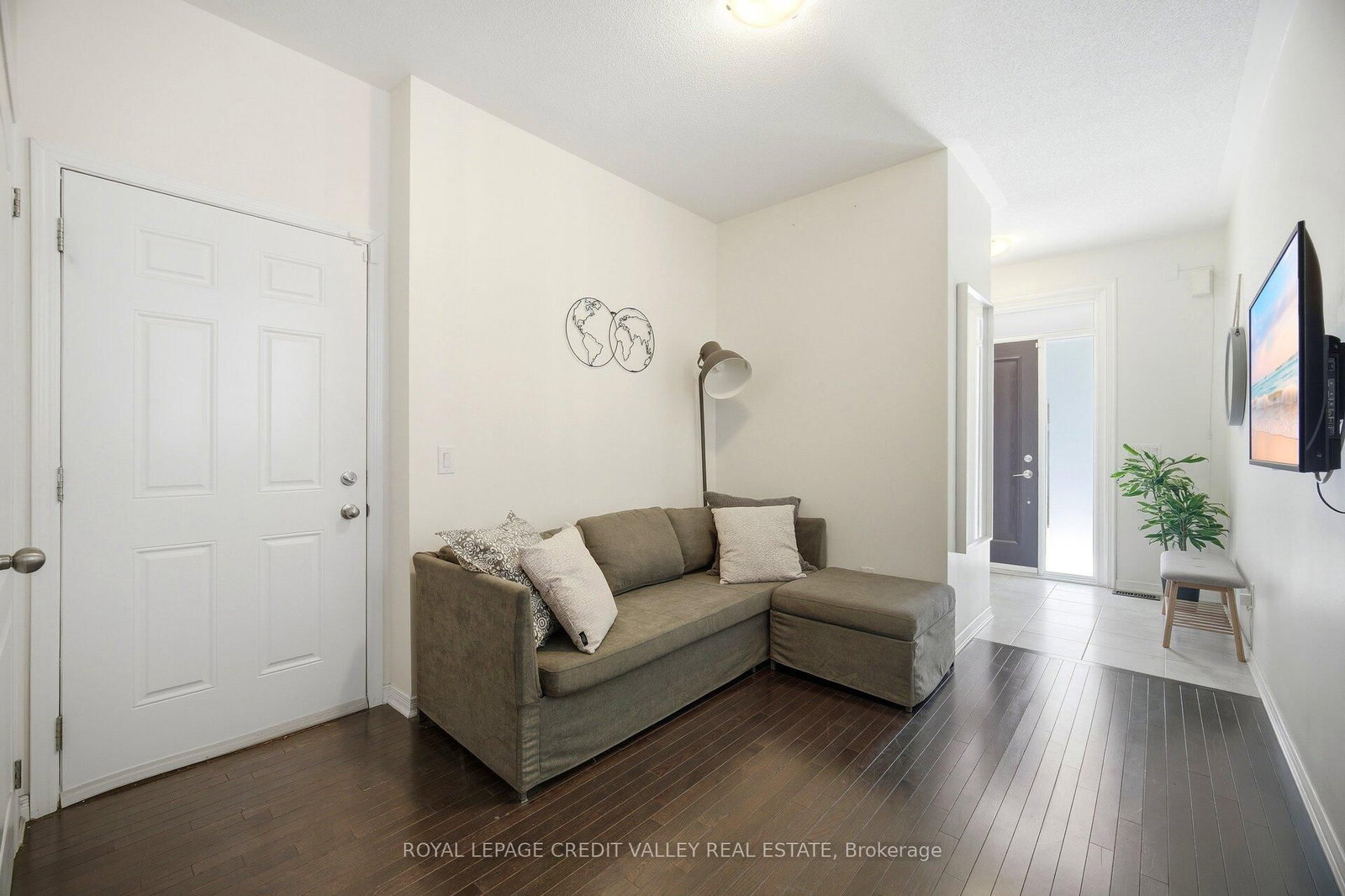 12 Frank Lane • Caledon, ON photo 5