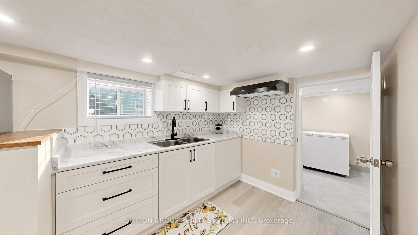 91 Kirknewton Road • Toronto, ON photo 27