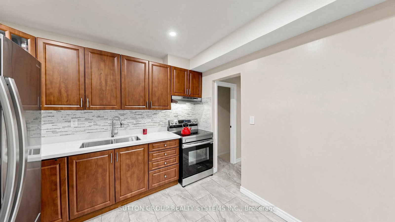 91 Kirknewton Road • Toronto, ON photo 9