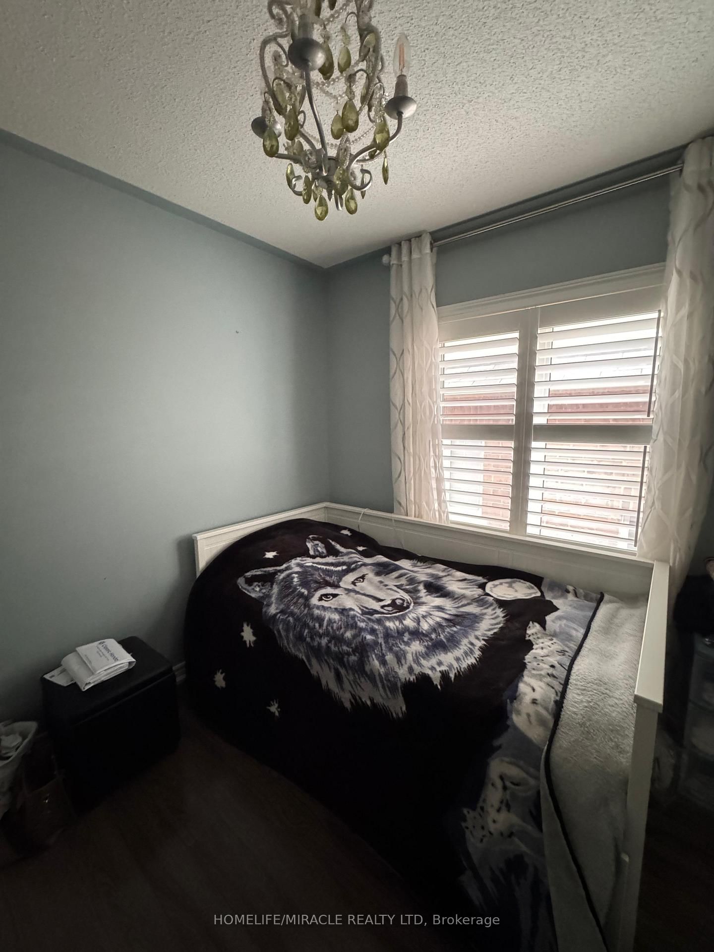 Listing Image 22
