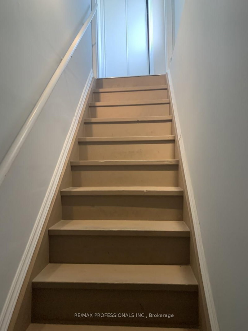Bsmt - 100 Rory Road