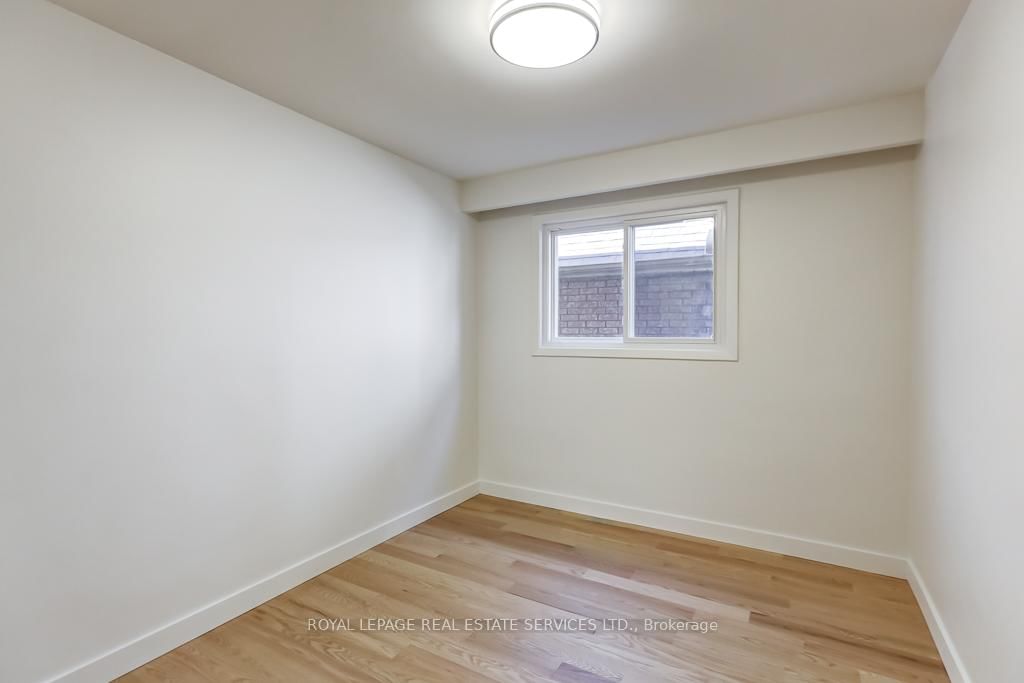38 Jellicoe Avenue • Toronto, ON photo 15