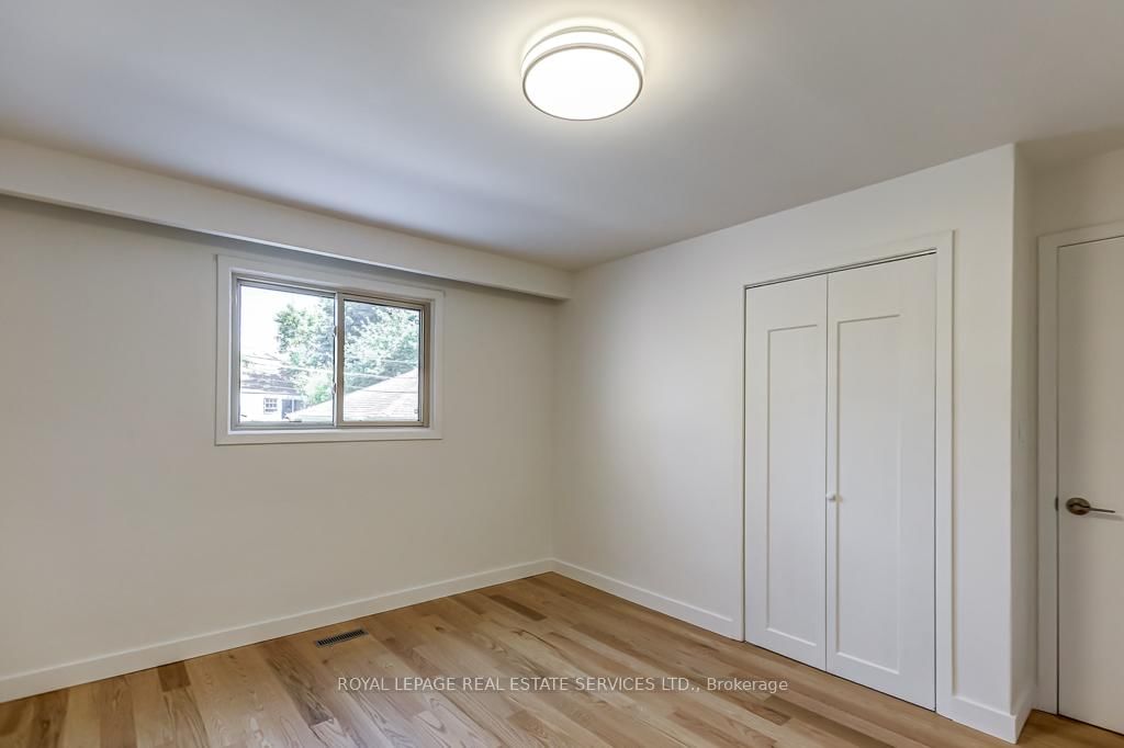 38 Jellicoe Avenue • Toronto, ON photo 18