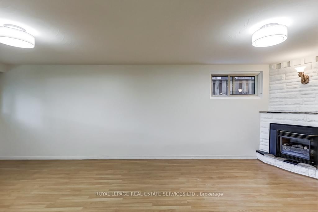 38 Jellicoe Avenue • Toronto, ON photo 20