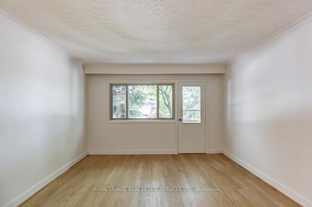 38 Jellicoe Avenue, Toronto, ON, photo 5