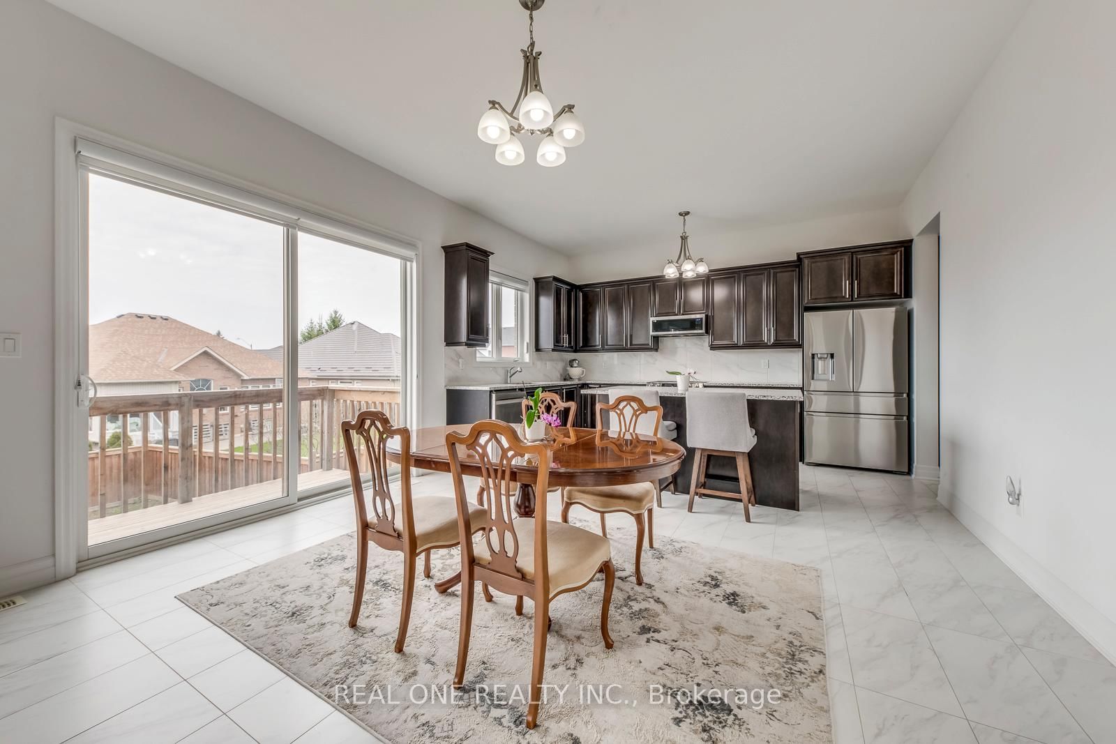 1079 John Laird Oakville,ON L6H 3R5 — Photo 14