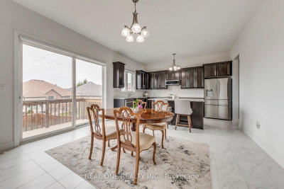 1079 John Laird Oakville,ON L6H 3R5 — Photo 14
