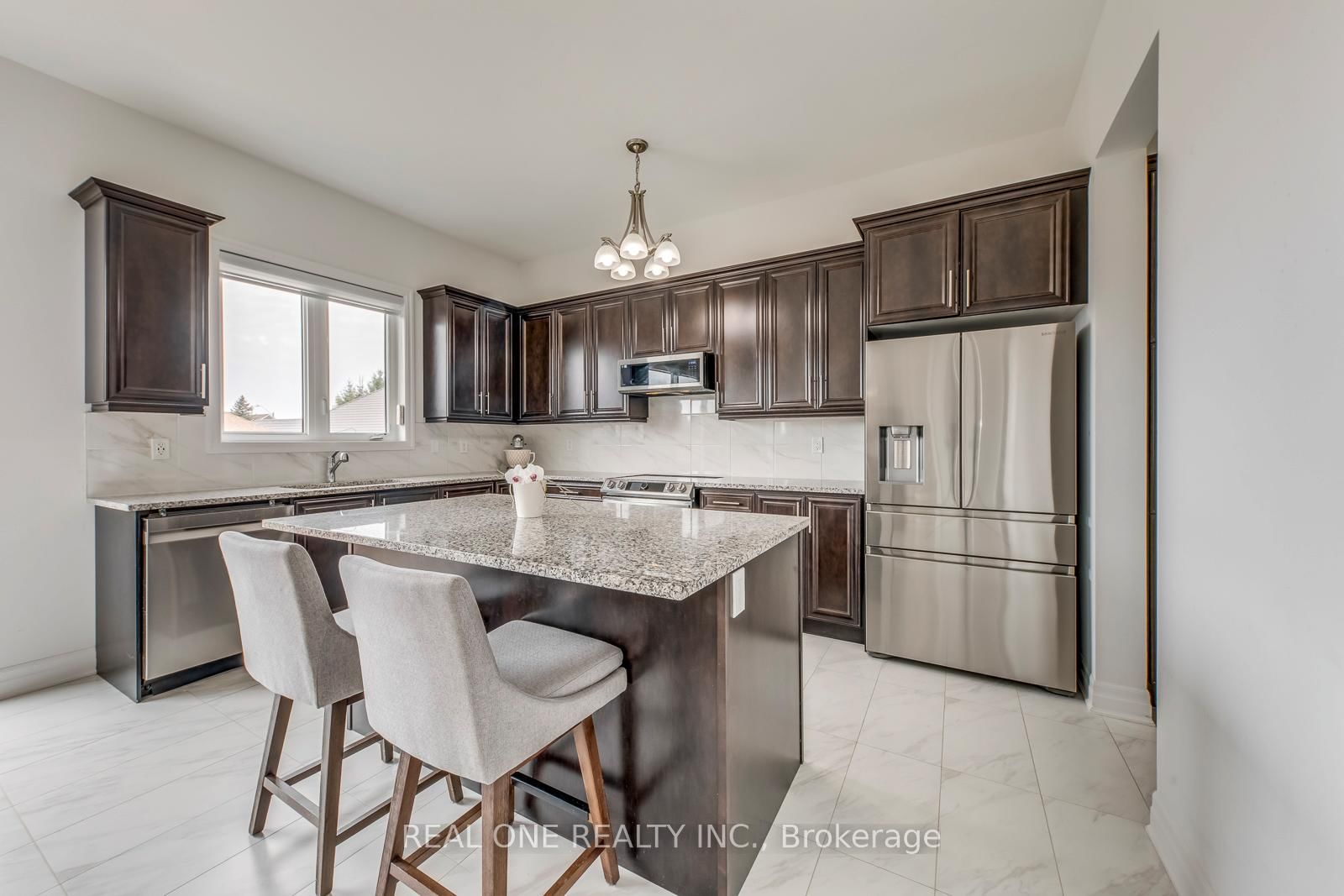 1079 John Laird Oakville,ON L6H 3R5 — Photo 18
