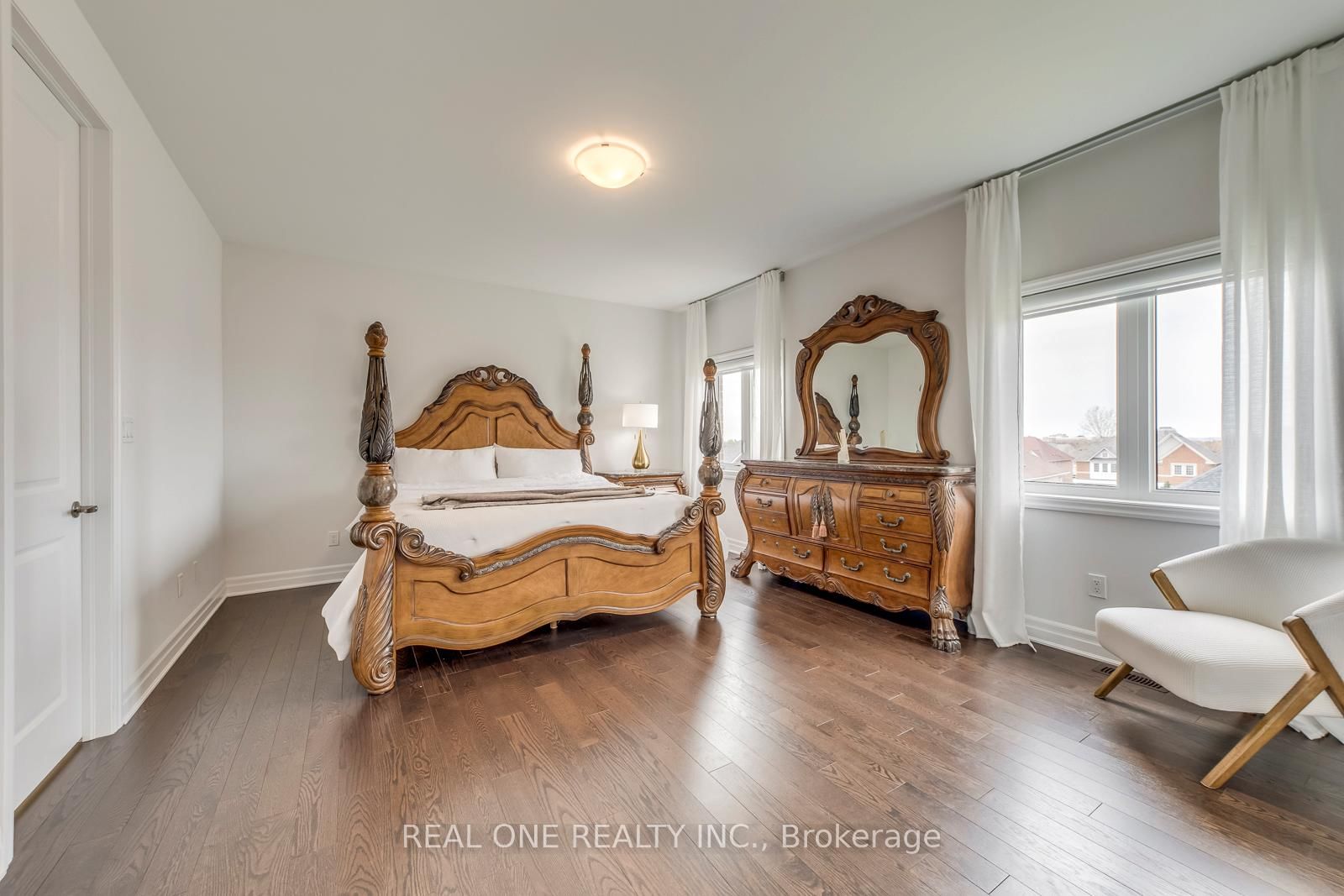1079 John Laird Oakville,ON L6H 3R5 — Photo 27
