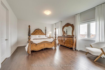 1079 John Laird Oakville,ON L6H 3R5 — Photo 27