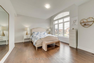 1079 John Laird Oakville,ON L6H 3R5 — Photo 34