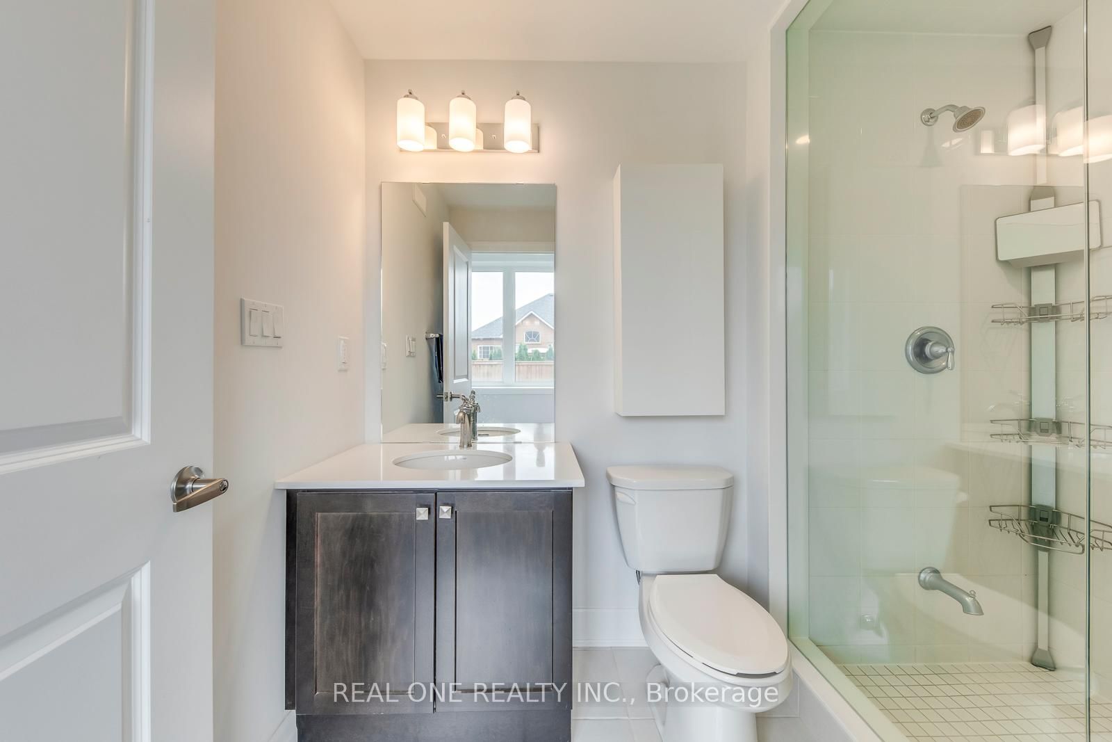 1079 John Laird Oakville,ON L6H 3R5 — Photo 47