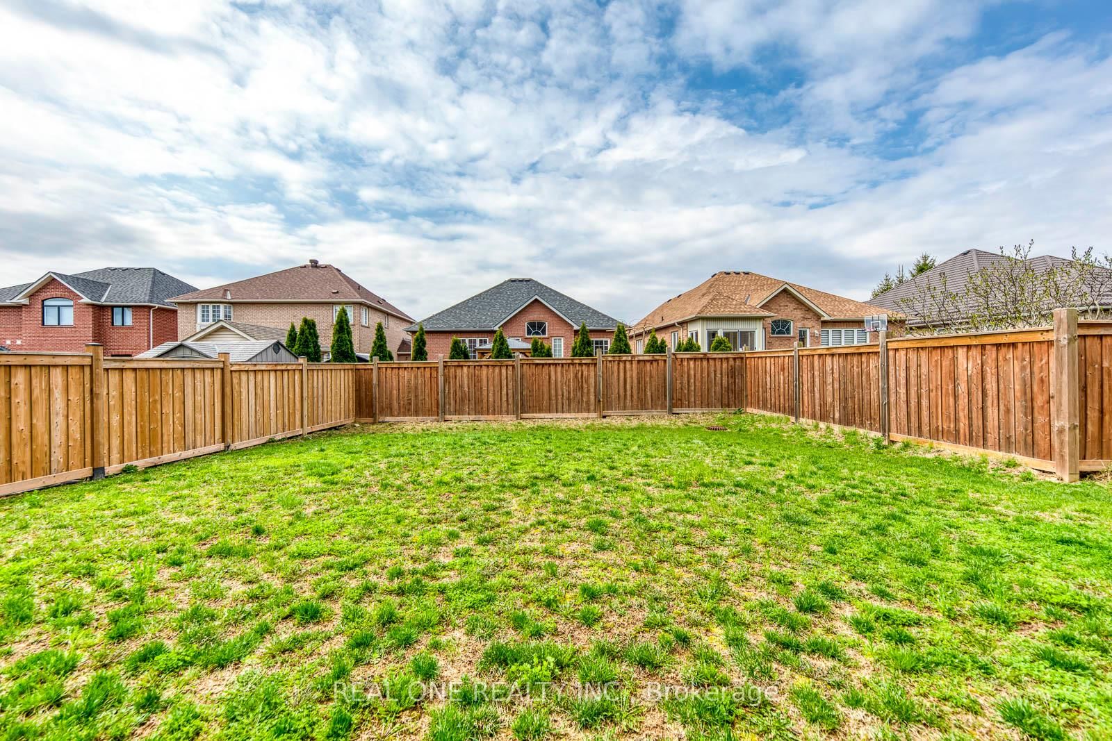 1079 John Laird Oakville,ON L6H 3R5 — Photo 48
