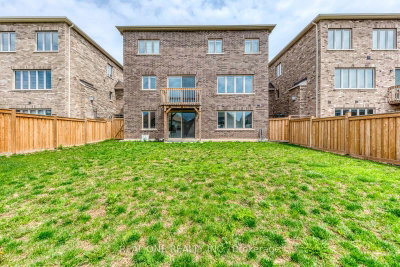 1079 John Laird Oakville,ON L6H 3R5 — Photo 50