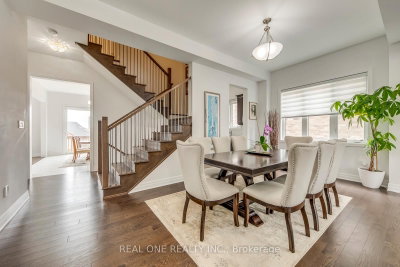 1079 John Laird Oakville,ON L6H 3R5 — Photo 8