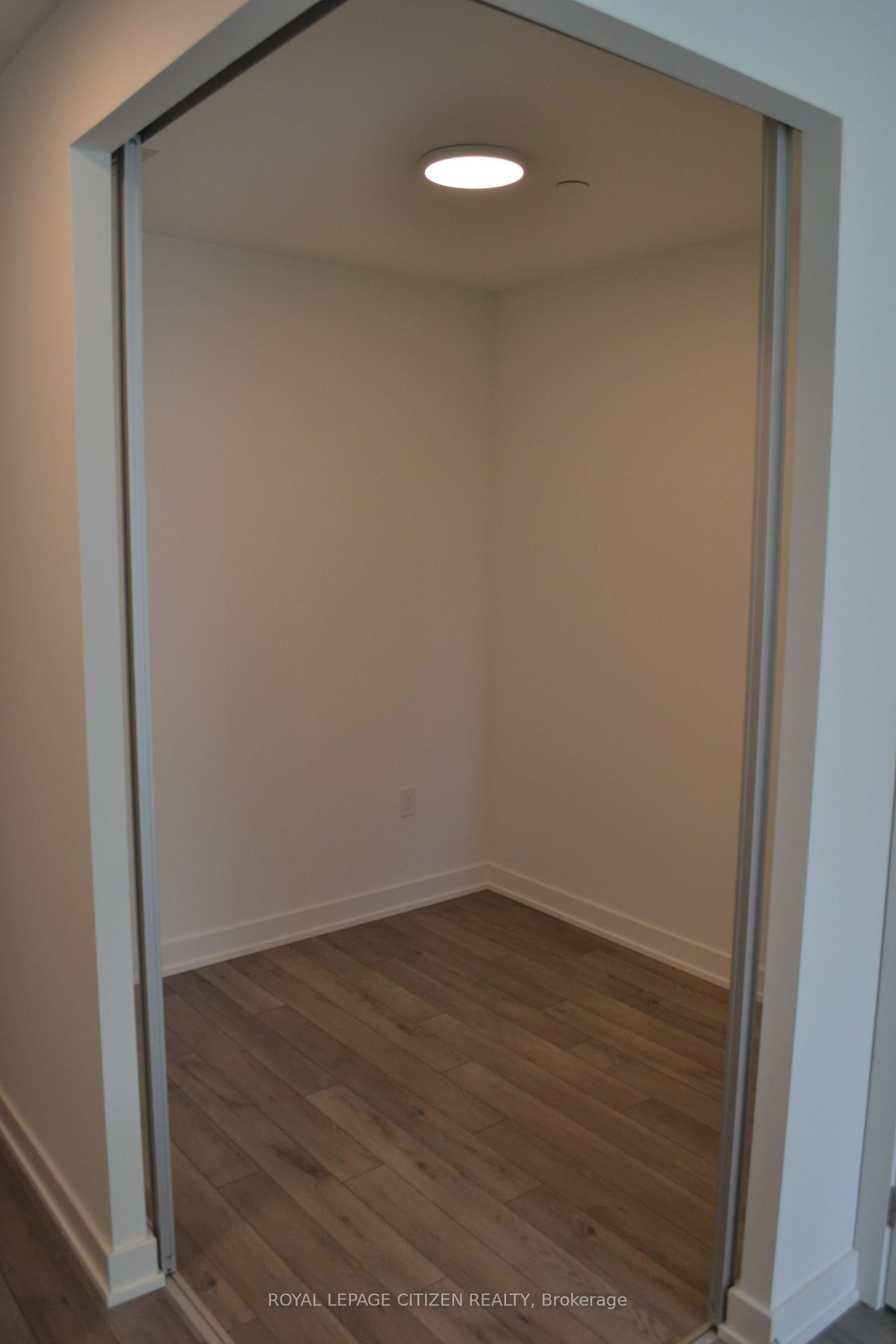 1005 DUNDAS Street E • #254 • Oakville, ON photo 19