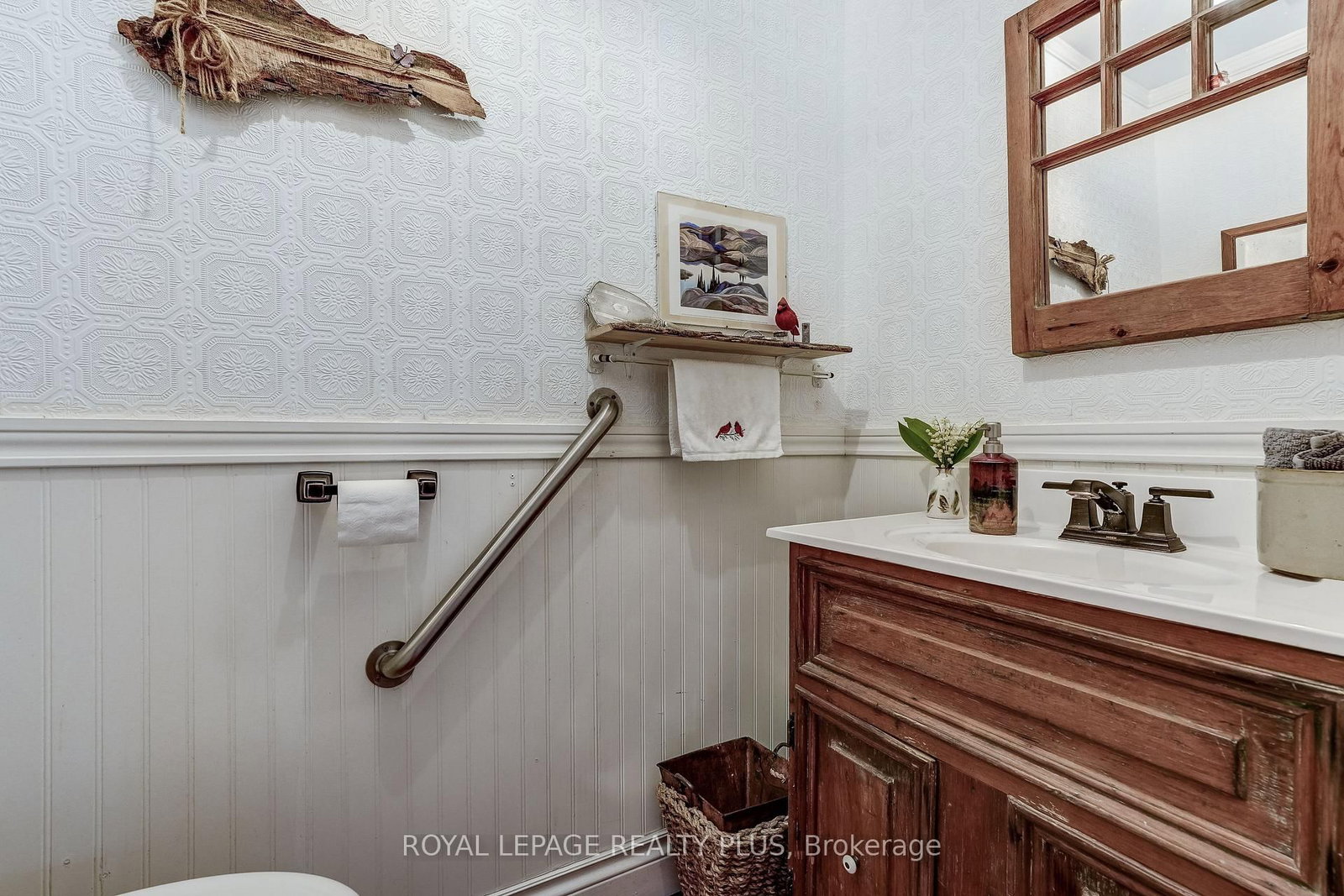 177 E Mineola Road • Mississauga, ON photo 10
