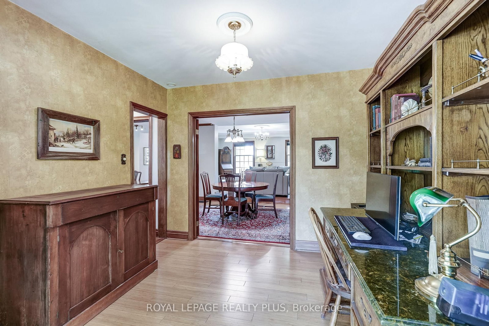 177 E Mineola Road • Mississauga, ON photo 19