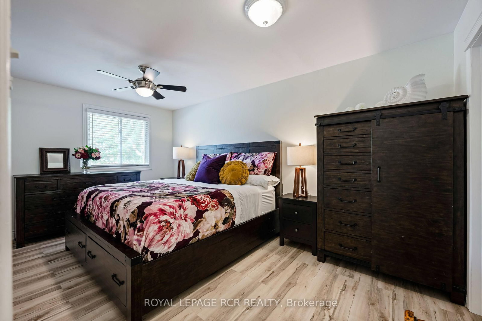 52 Maple Crescent • Orangeville, ON photo 10