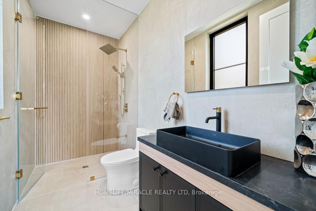 282 Maurice Drive • Oakville, ON photo 22