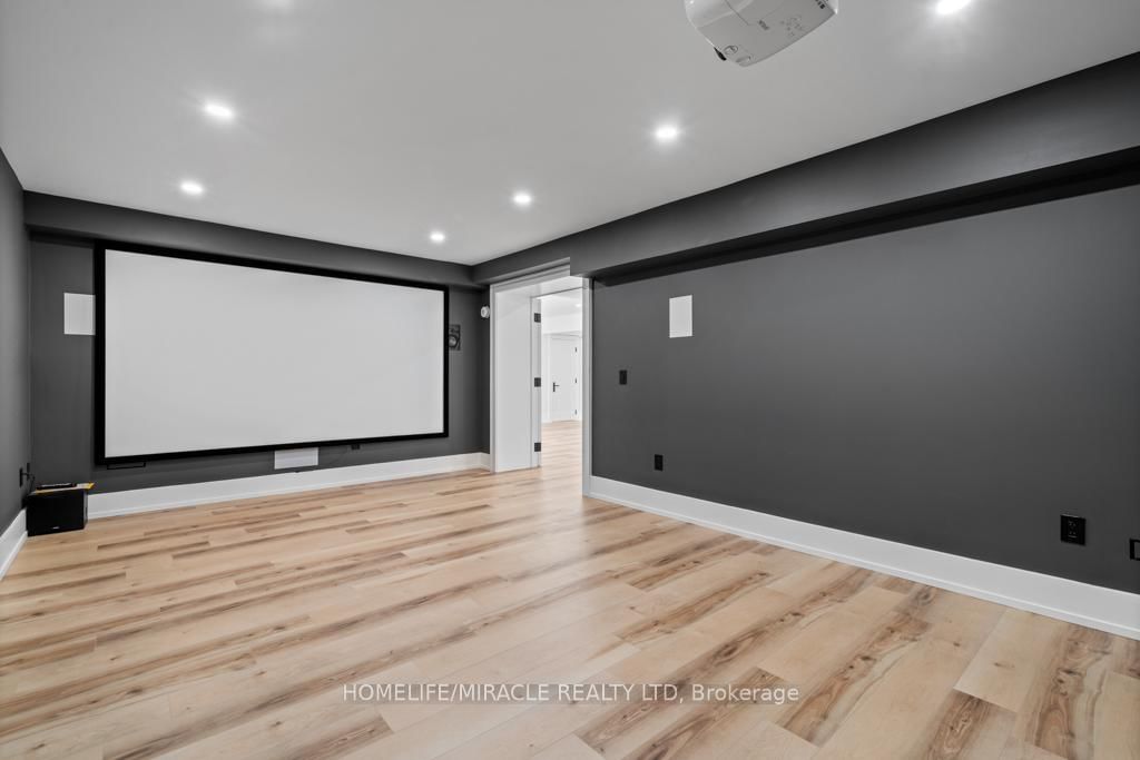 282 Maurice Drive • Oakville, ON photo 29