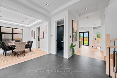 282 Maurice Drive • Oakville, ON photo 8