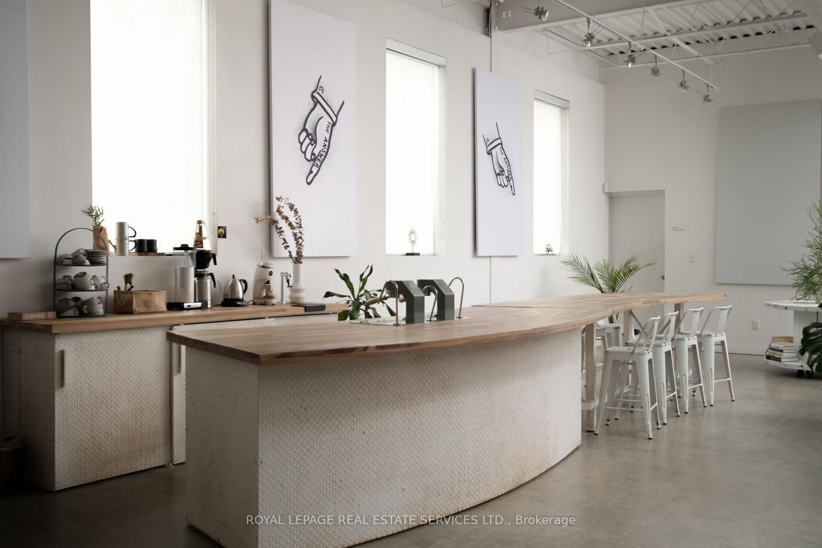 1 Roof Garden Lane • Toronto, ON photo 11