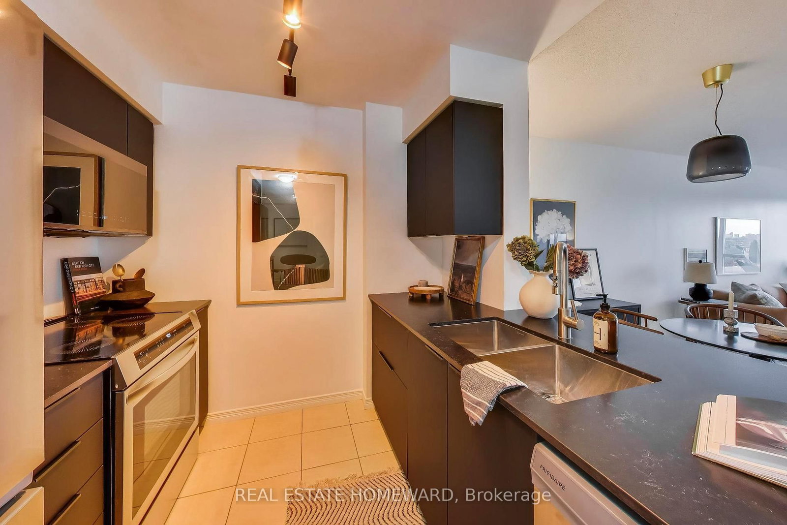 60 Heintzman Street • #1315 • Toronto, ON photo 10