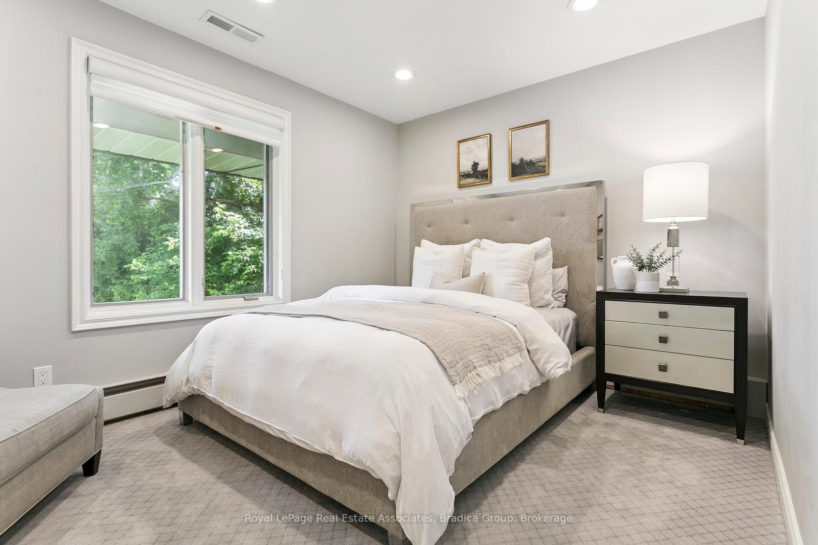 19 Lorraine Gardens • Toronto, ON photo 26