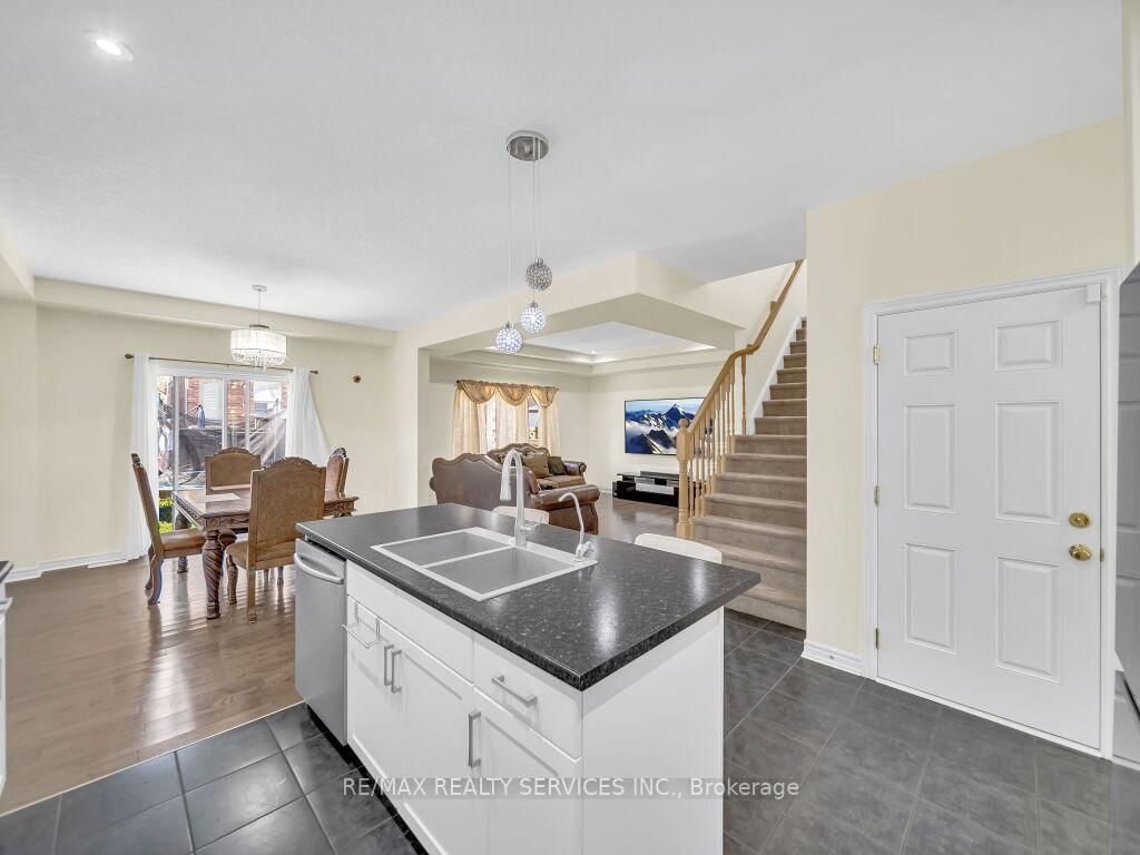 9 Fitzgerald Street • Orangeville, ON photo 11