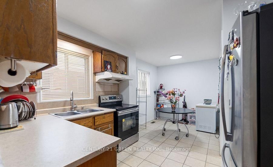 338 Hillside Mississauga,ON L5M 2L7 — Photo 12