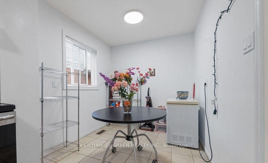 338 Hillside Mississauga,ON L5M 2L7 — Photo 14