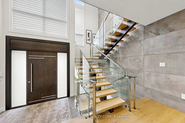 1364 Acton Crescent