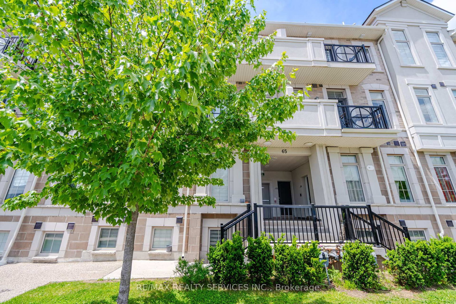 65 Armdale Road • #48 • Mississauga, ON photo 1