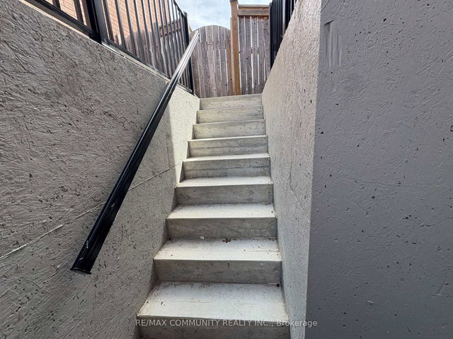 60 Saint Hubert Drive
