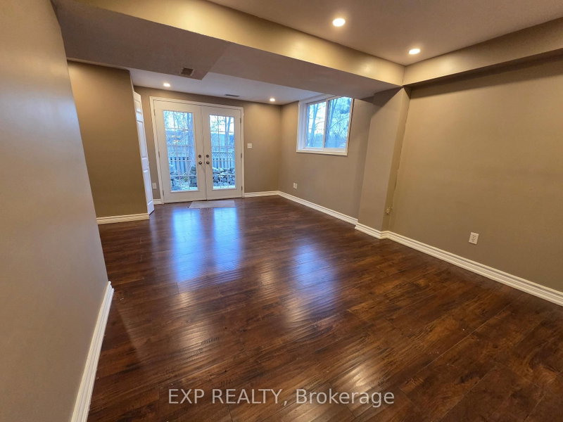 home for lease on Lower-696 Penny Lane