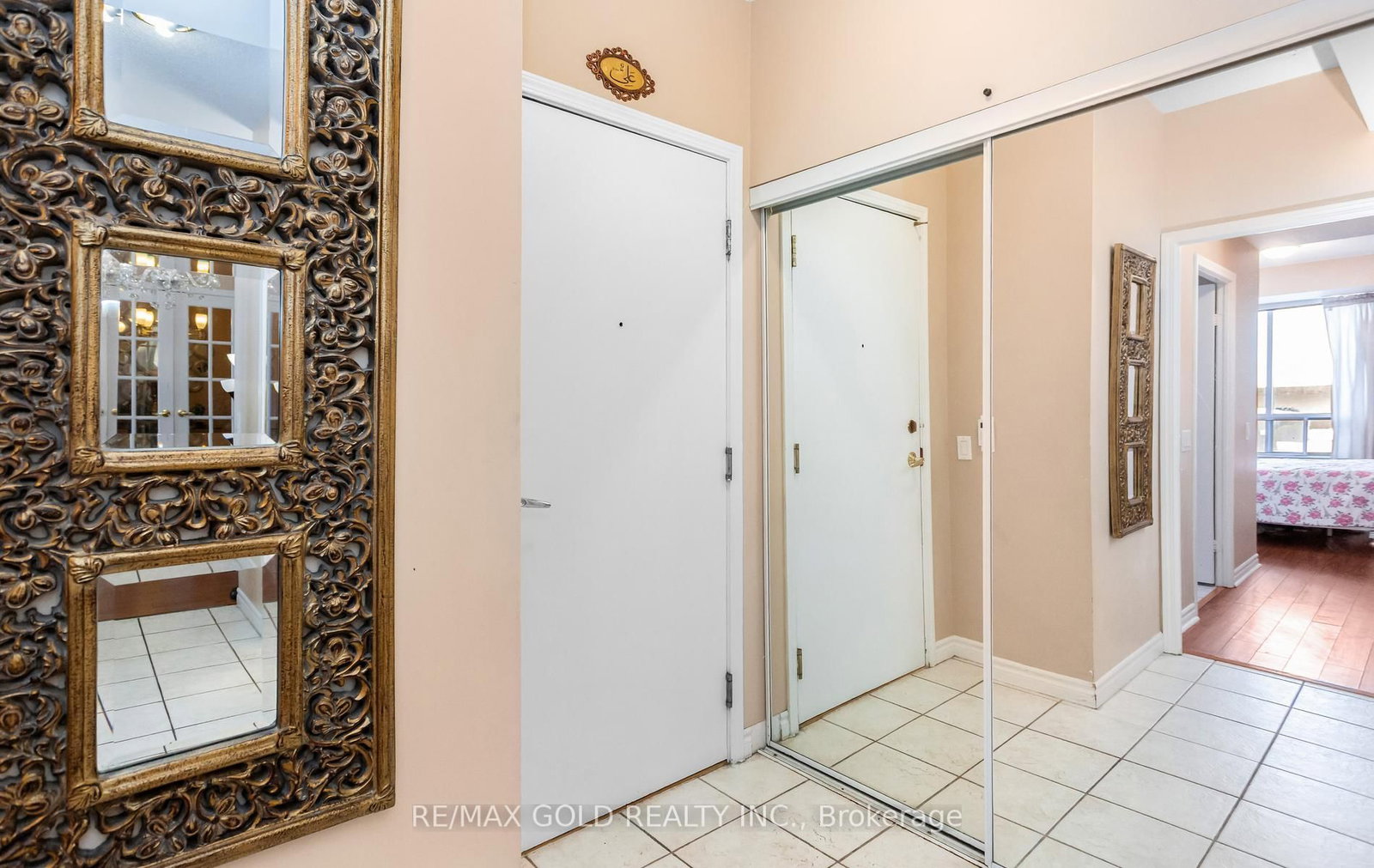25 Kingsbridge Grdn Circle • #224 • Mississauga, ON photo 6