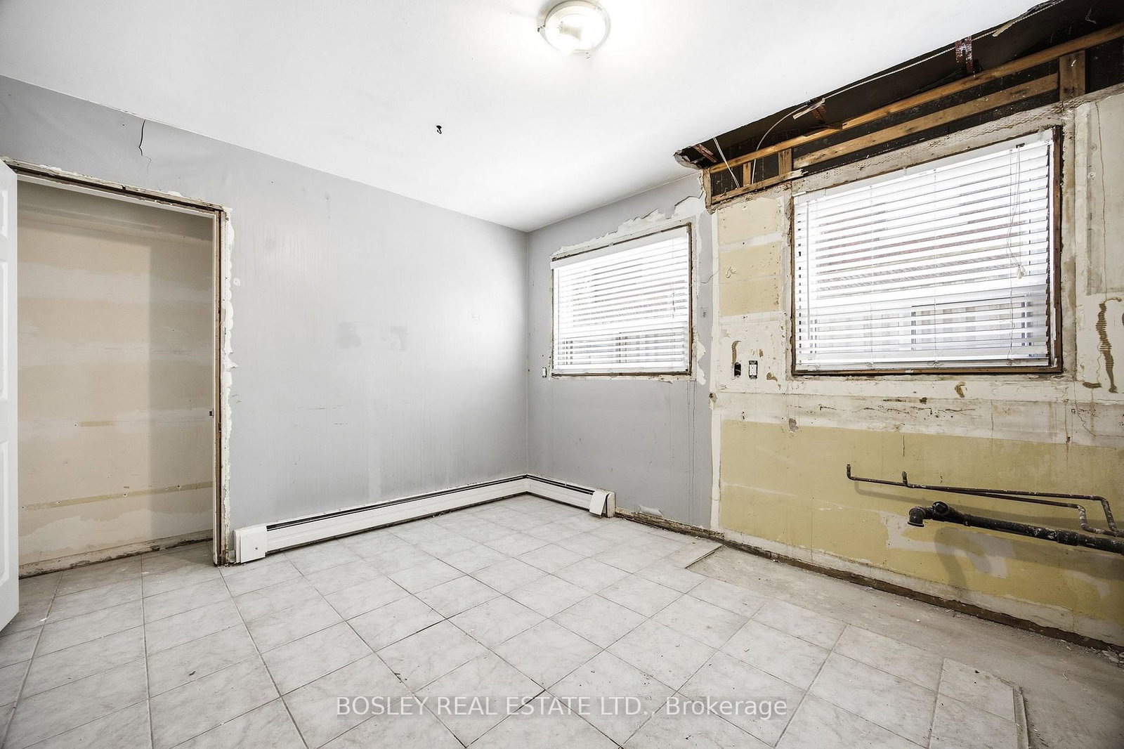 24 Oakwood Avenue N • Mississauga, ON photo 24