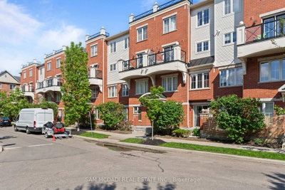 2-bed Townhouse, Condo · 39 Hays Blvd