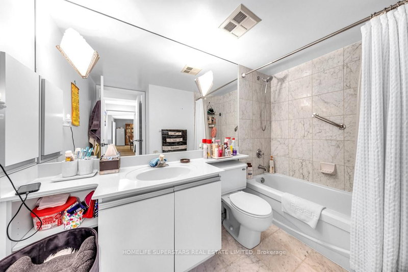 24 Hanover Brampton,ON L6S 5K8 — Photo 11