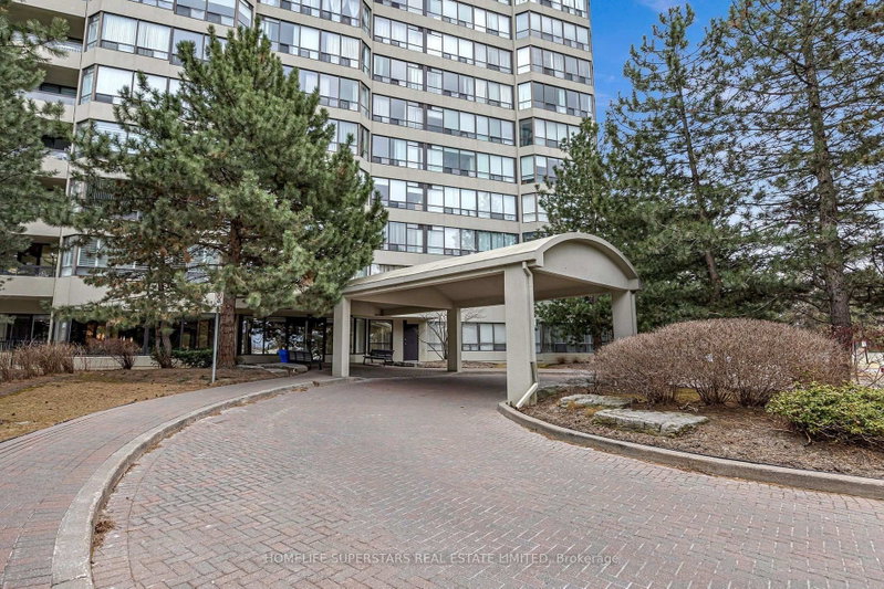 24 Hanover Brampton,ON L6S 5K8 — Photo 13