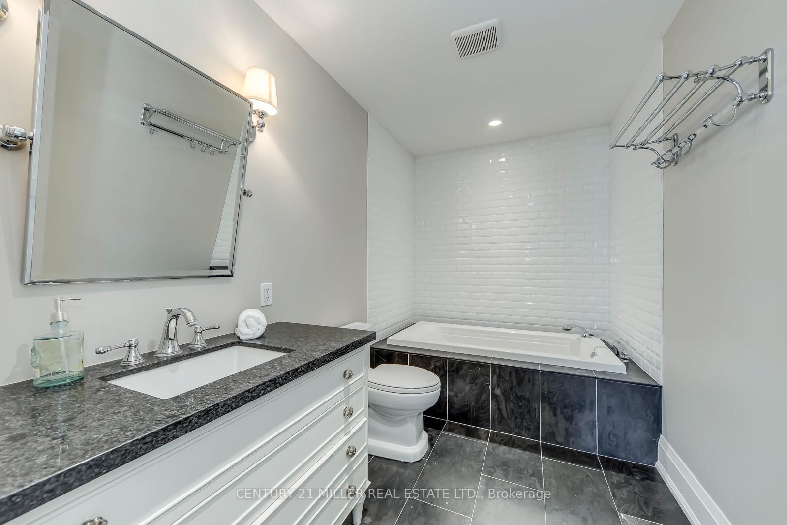 75 Charles Street • Halton Hills, ON photo 29