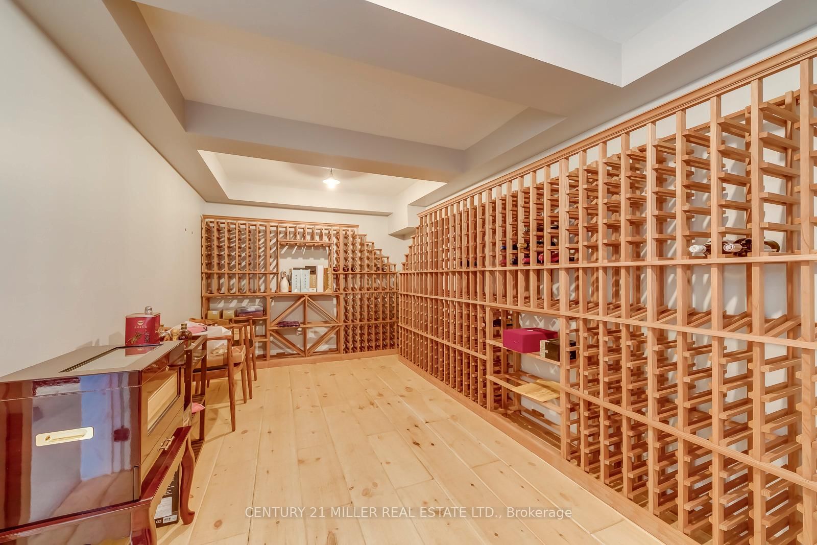 75 Charles Street • Halton Hills, ON photo 38