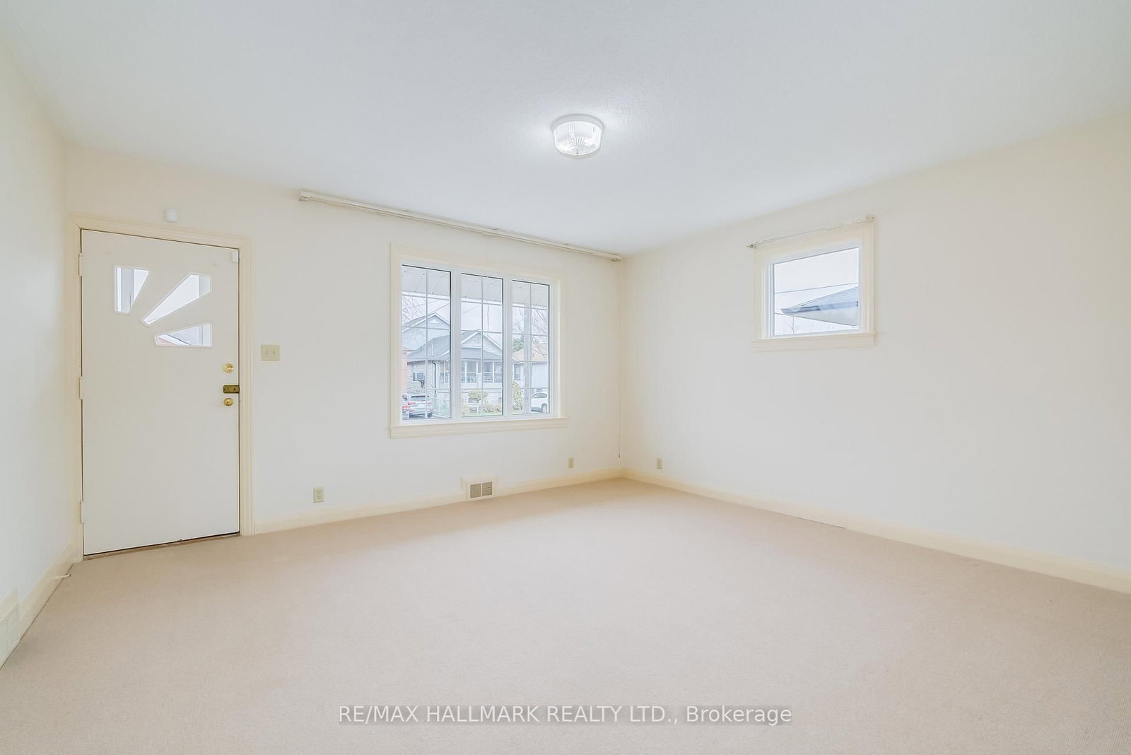 945 Glencairn Avenue, Toronto, ON, photo 3