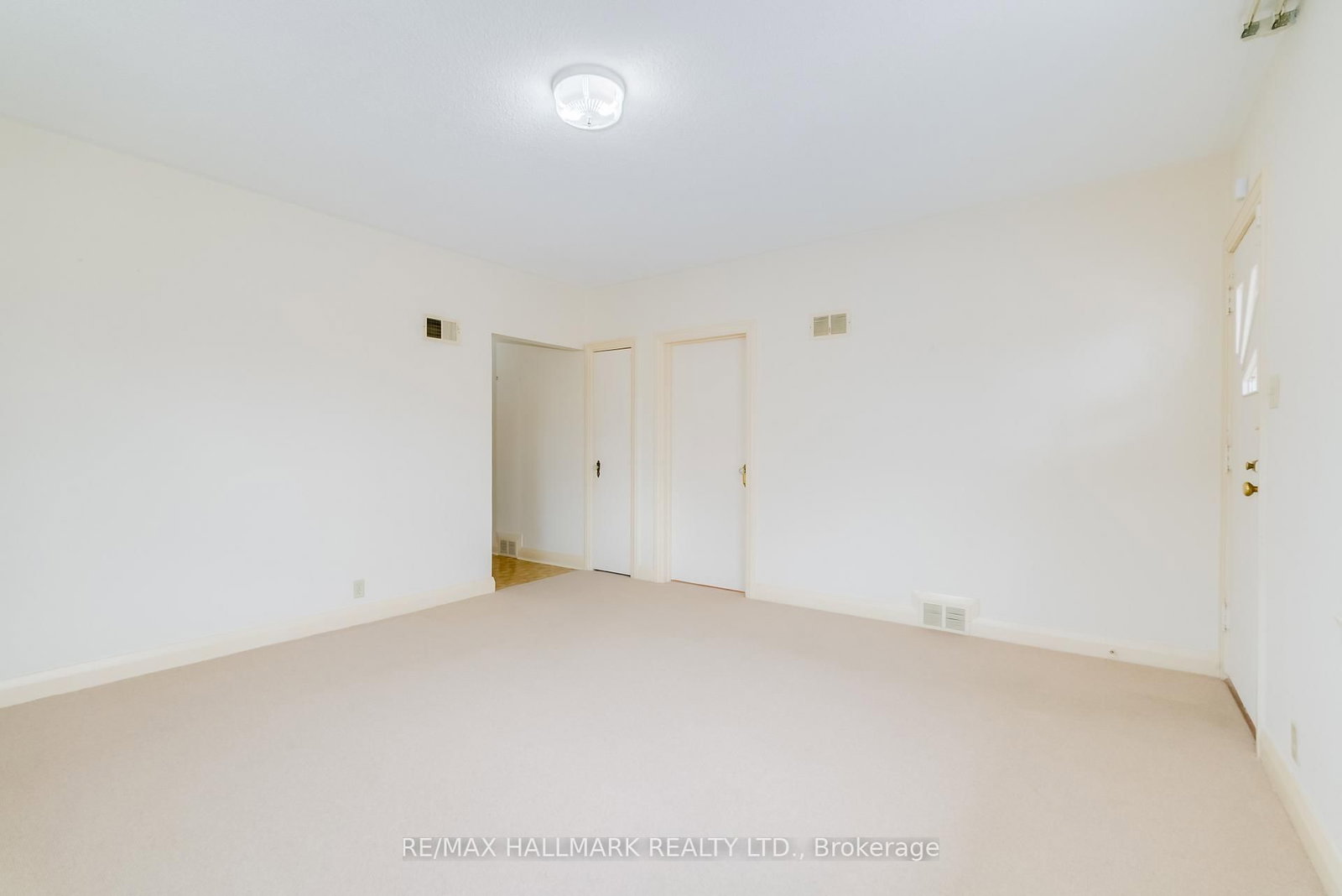 945 Glencairn Avenue, Toronto, ON, photo 4