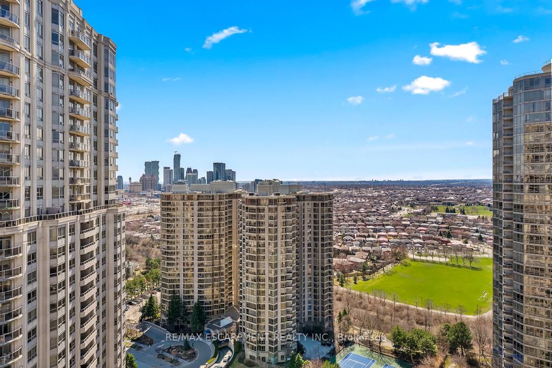 35 Kingsbridge Garden Circle • #2706 • Mississauga, ON photo 42