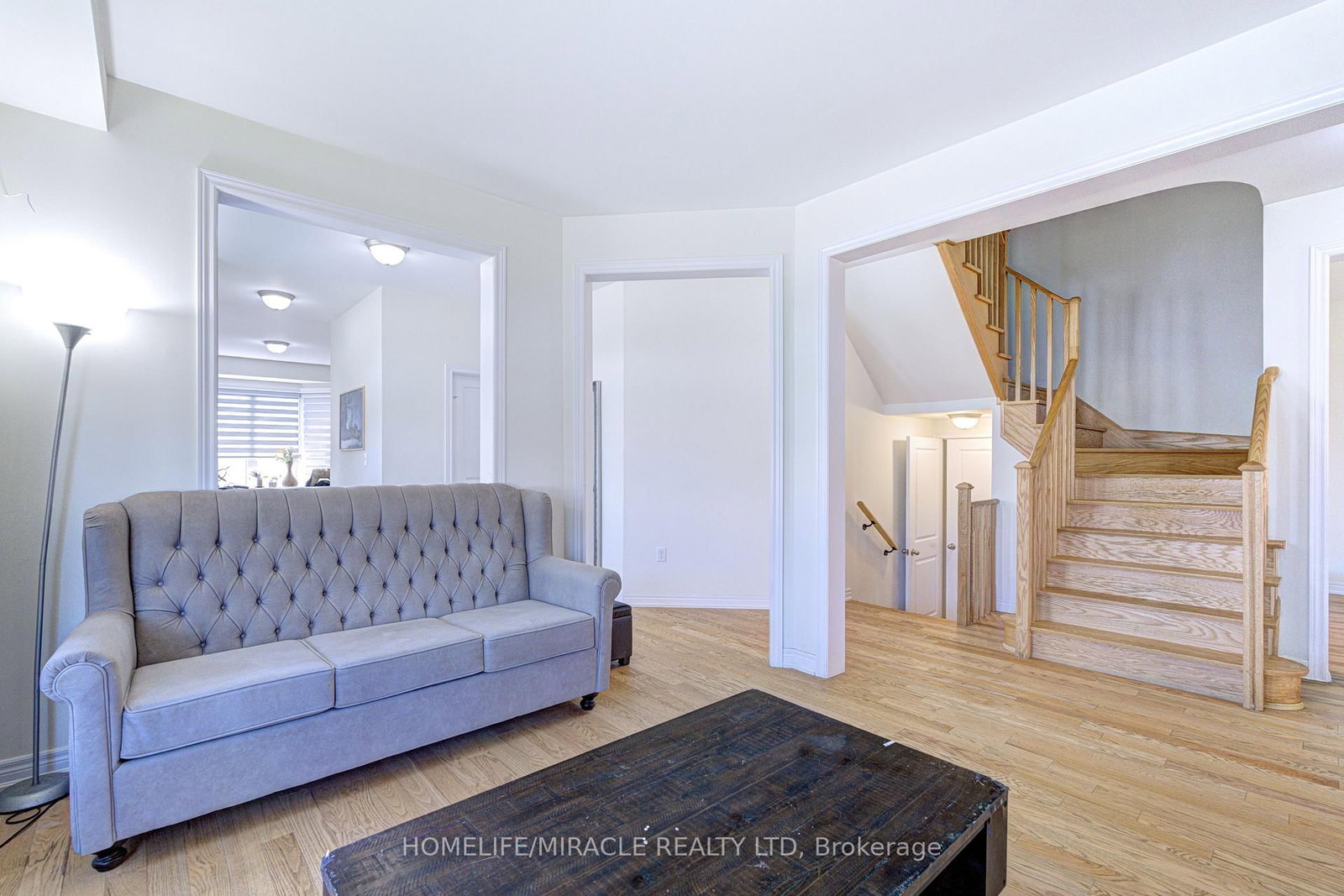 566 Brisdale Drive • Brampton, ON photo 10