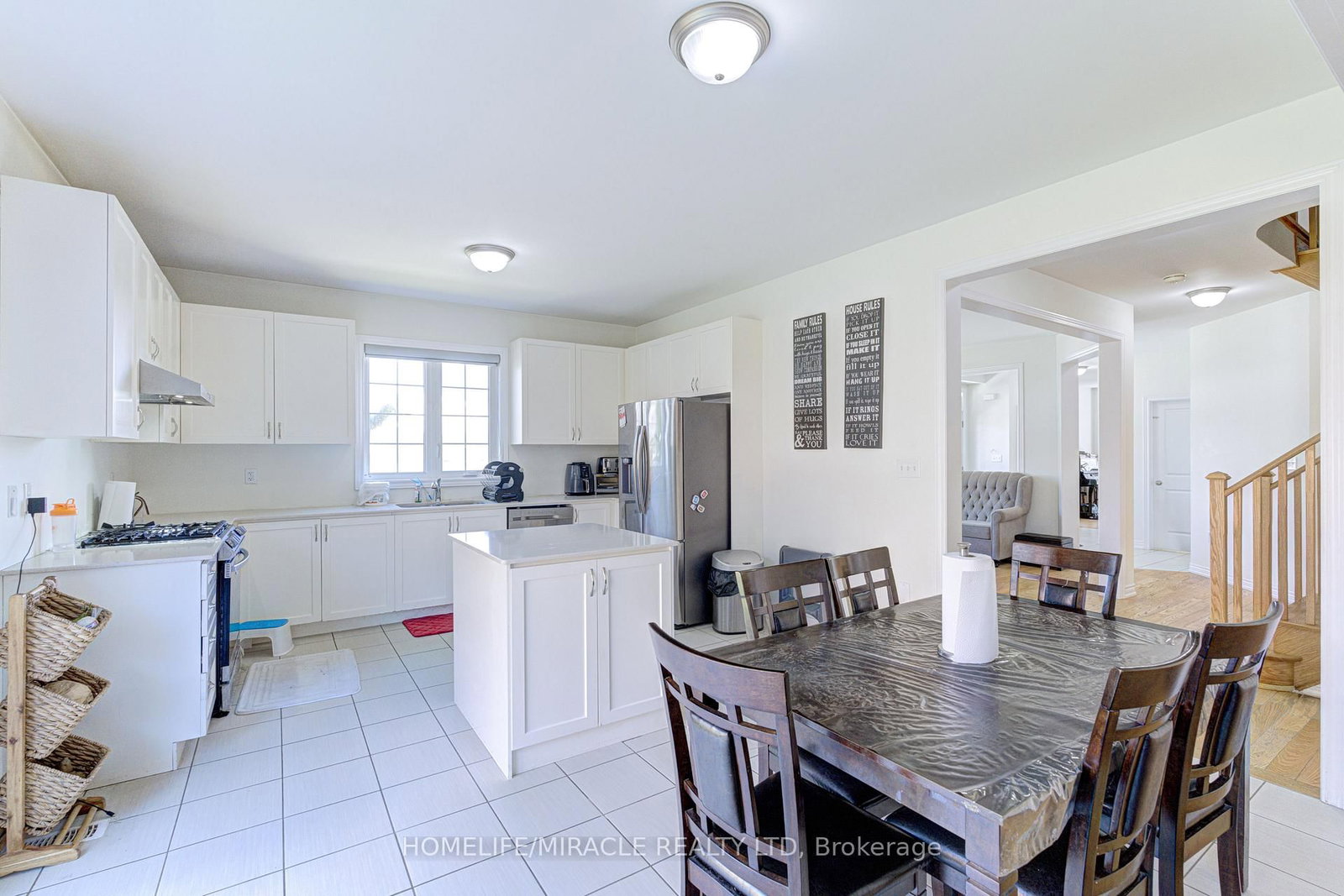 566 Brisdale Drive • Brampton, ON photo 13