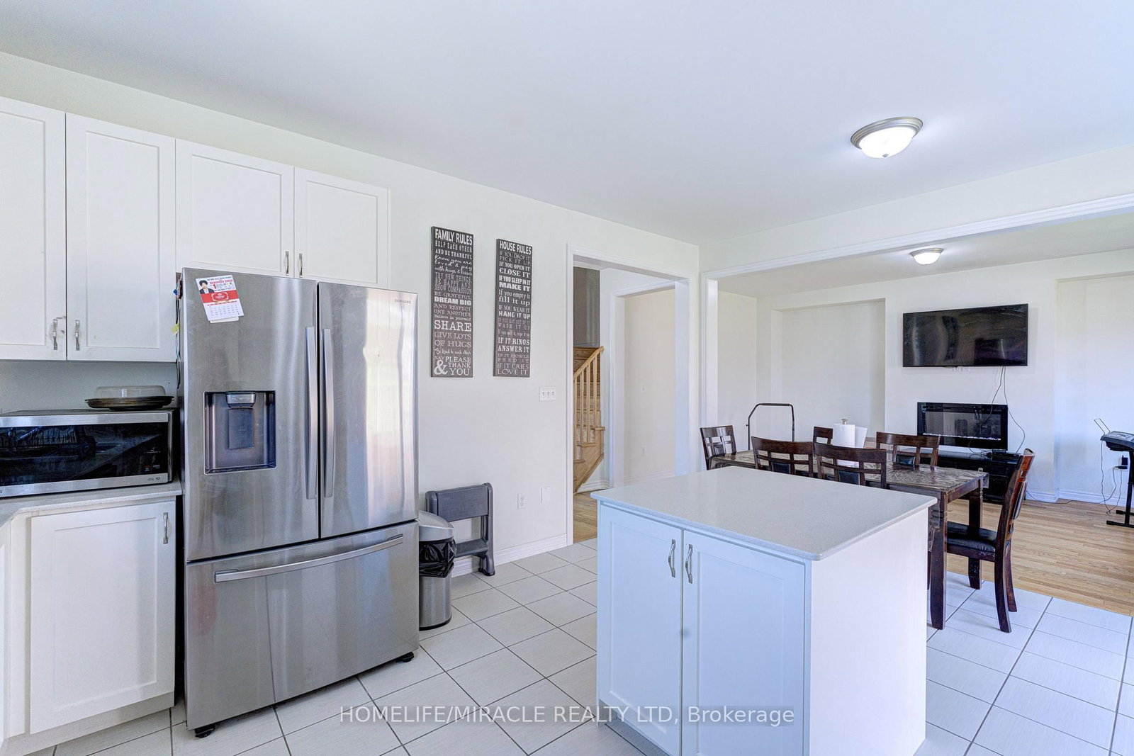 566 Brisdale Drive • Brampton, ON photo 14